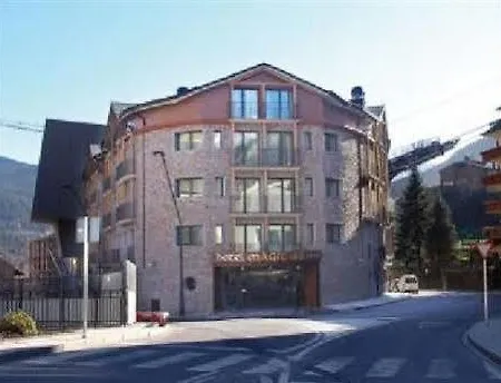 Font Andorra 2*